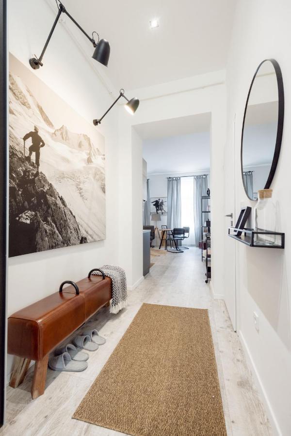 Two-Bedroom Apartment Next To Music Academy Budapest Exterior foto